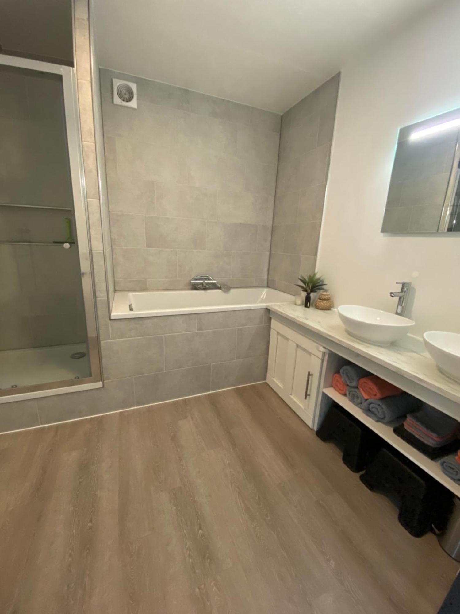 By Balu Apartment ซูสท์ ภายนอก รูปภาพ